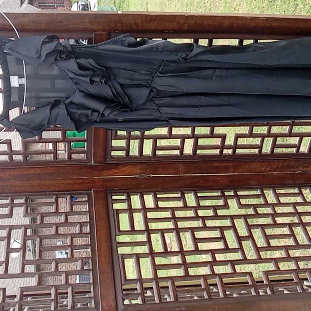 Converse Black Dress
